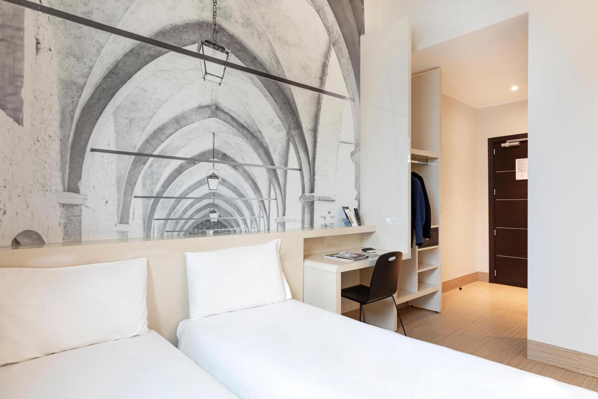 B&B Hotel Bergamo City Exterior foto