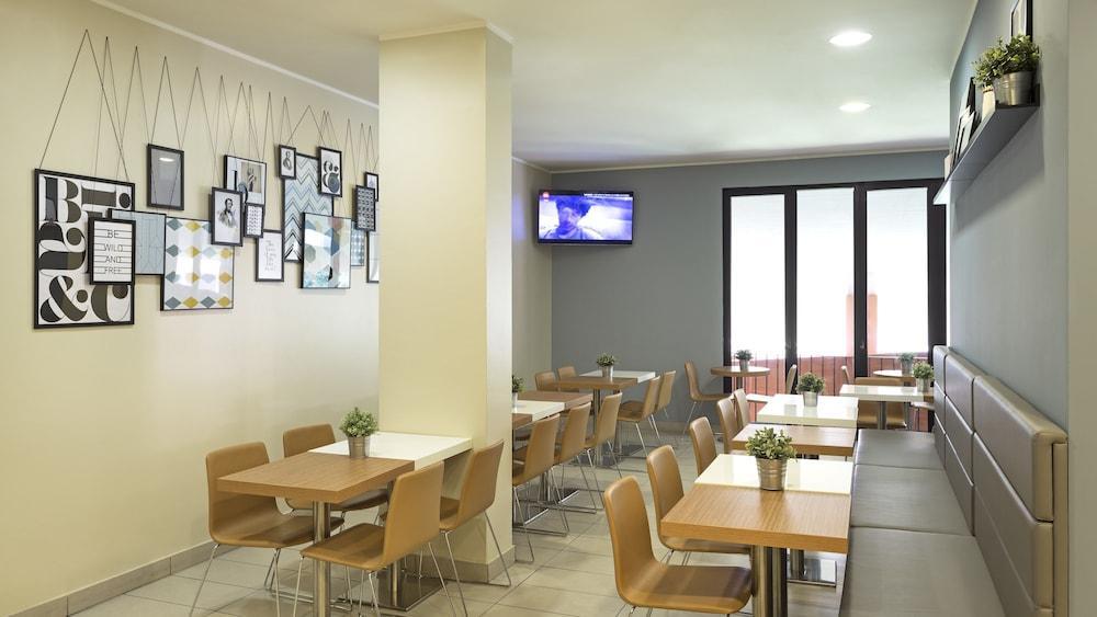 B&B Hotel Bergamo City Exterior foto
